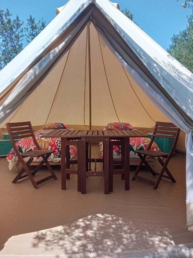 Mini Kamp Perla Hotell Prvić Luka Eksteriør bilde